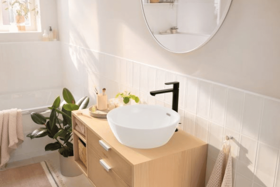 hansgrohe Rebris Waschtischarmatur in Schwarz matt.