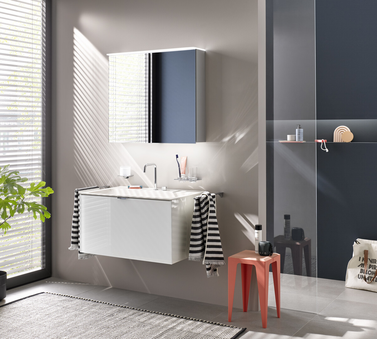 flat 2 Design Lichtspiegelschrank