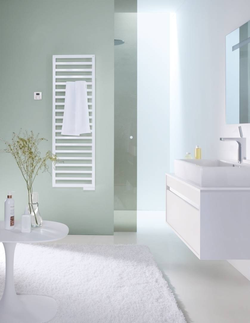 Zehnder Quaro Badheizkörper für Elektroanschluss Modell QAE-180-045/GD