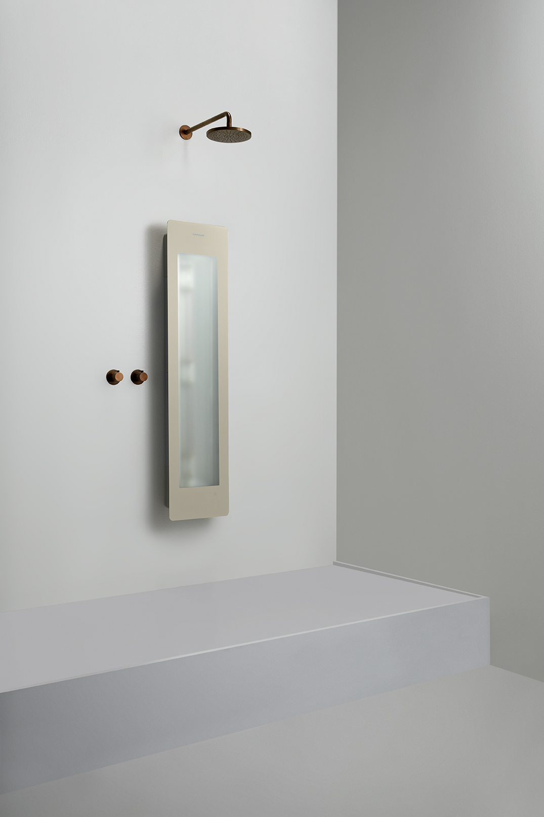 Round Line Plus/M Infrarot und UV-Stahler für Dusche