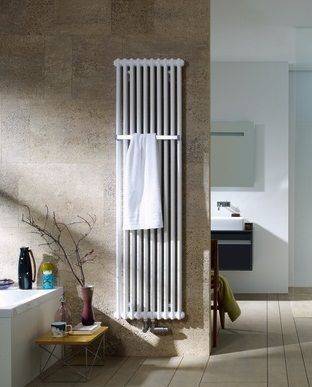 Charleston Bar Heizkörper für Warmwasseranschluss 3-Säuler, Modell CPV 3150-12
