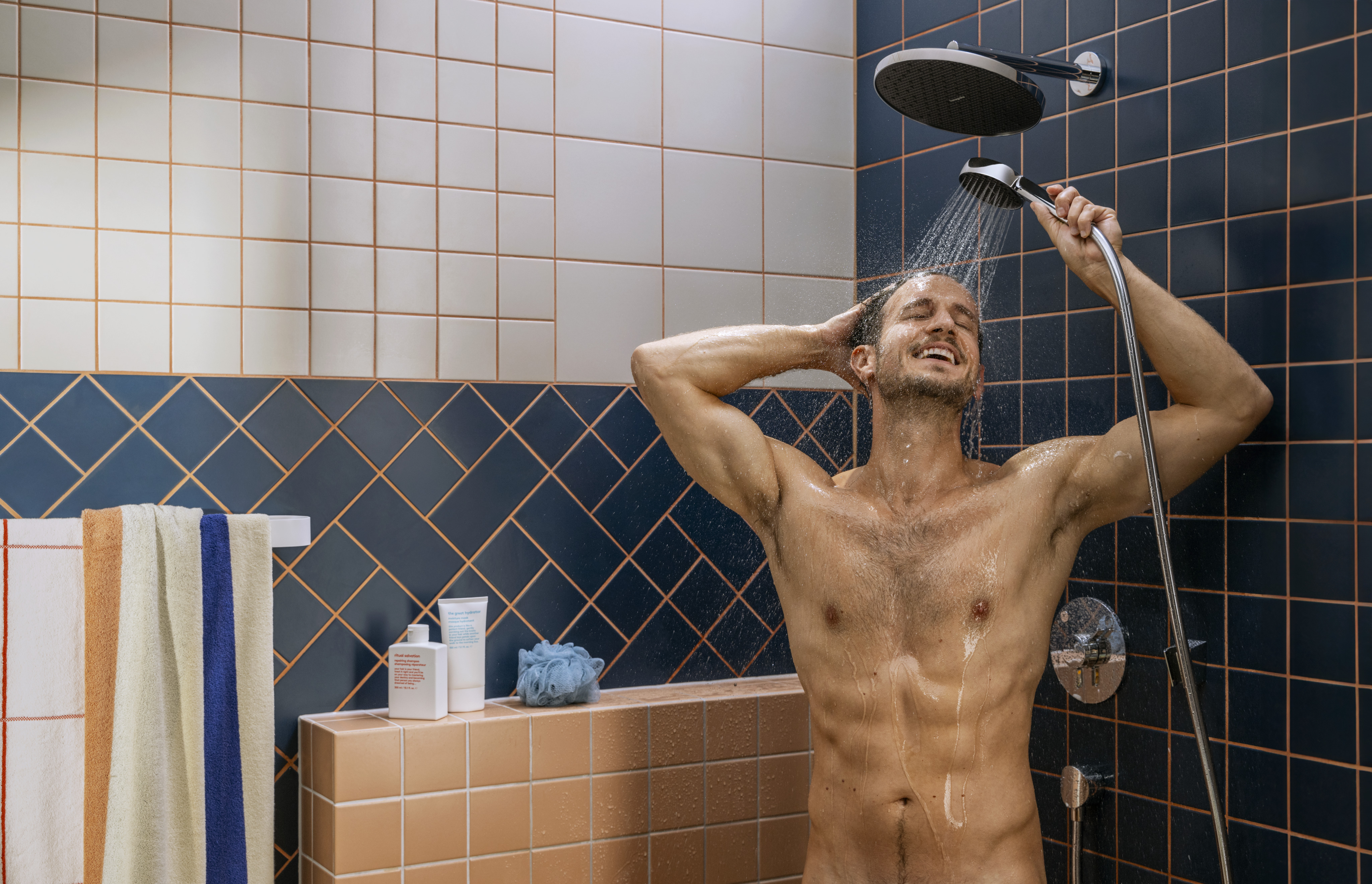 Activera S overhead shower 240 1 spray type water-saving