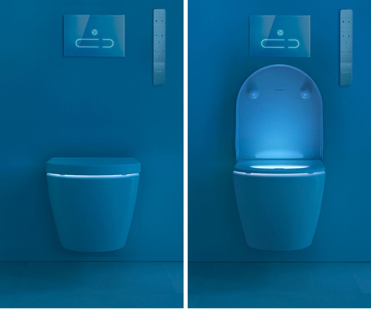 Dusch-WC mit Nachtlicht.