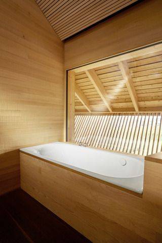 bemiw422532.jpg Comodo Rechteck-Badewanne Überlauf vorne