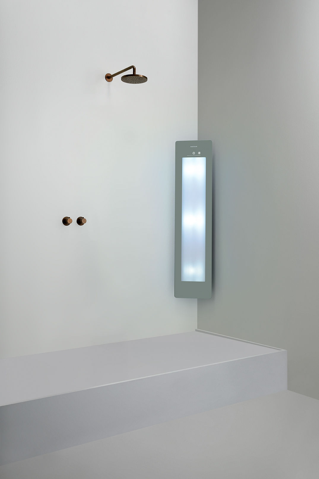 Round Line Plus/M Infrarot und UV-Stahler für Dusche
