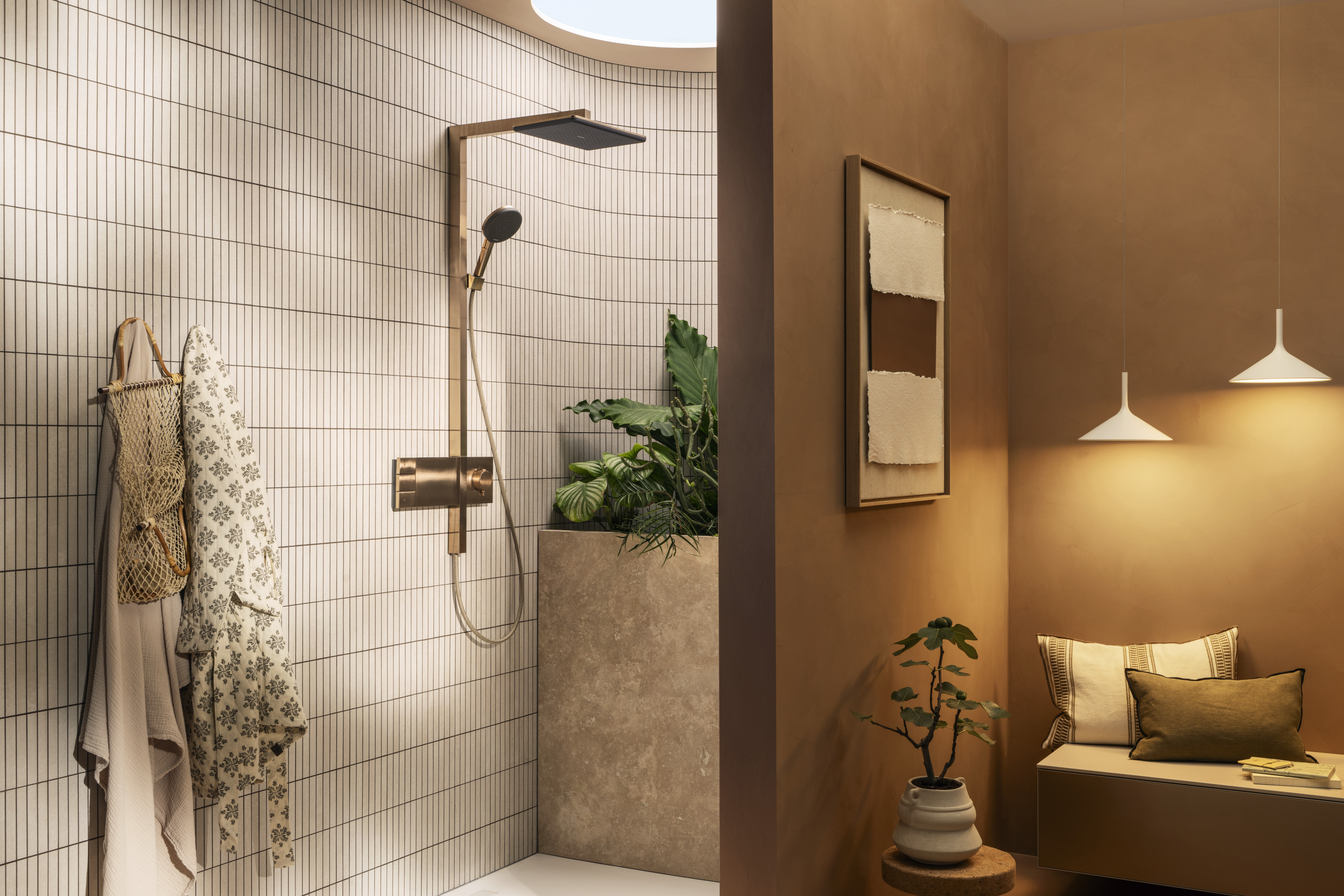 Raindance Alive Q shower system 210/340 2 spray types with ShowerSelect Comfort, water-saving