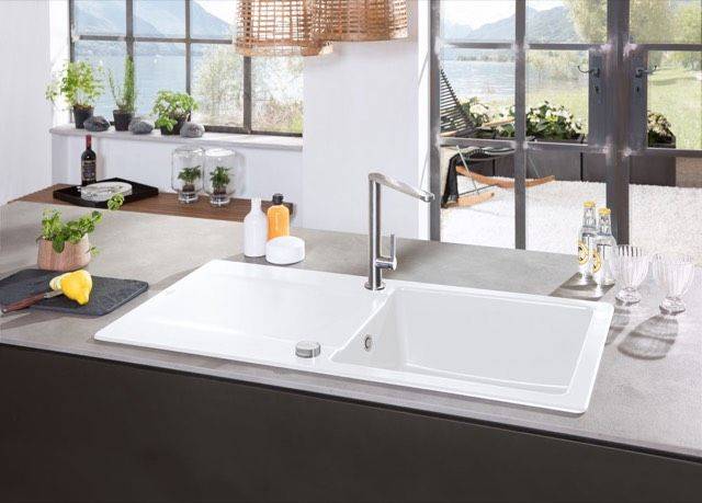 Siluet 50 Flat Küchenspüle, mit Ablaufgarnitur, mit Handbetätigung, 880 x 490mm