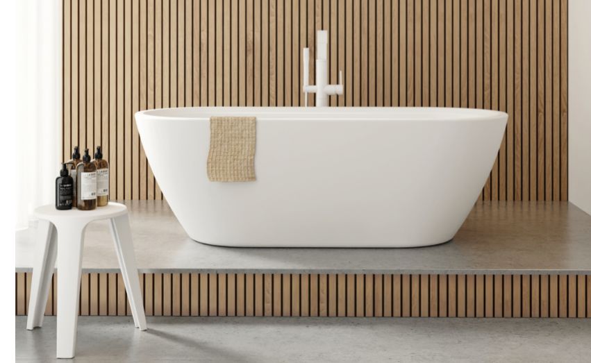 Inspire freistehende Badewanne 180 x 80cm mit RIHO Fall