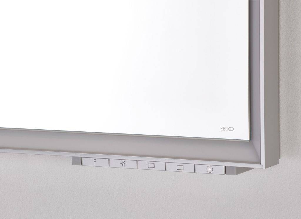 Royal Lumos light mirror 700 x 650 x 60mm, DALI controllable